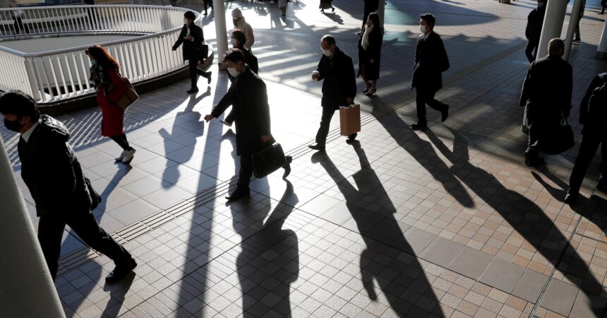 1月ロイター企業調査：人手不足の現状3割が「悪化」、経営への影響懸念は6割超