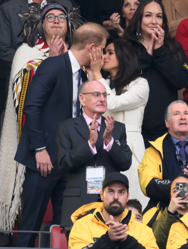 Meghan Markle and Prince Harry share passionate kiss during Invictus Games 2025