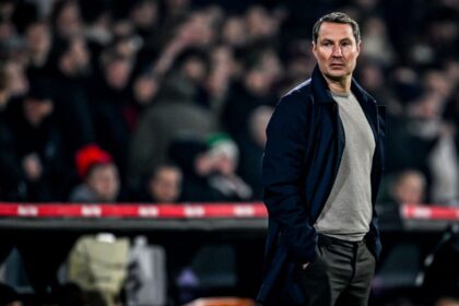 Feyenoord sack Slot’s successor before UCL clash