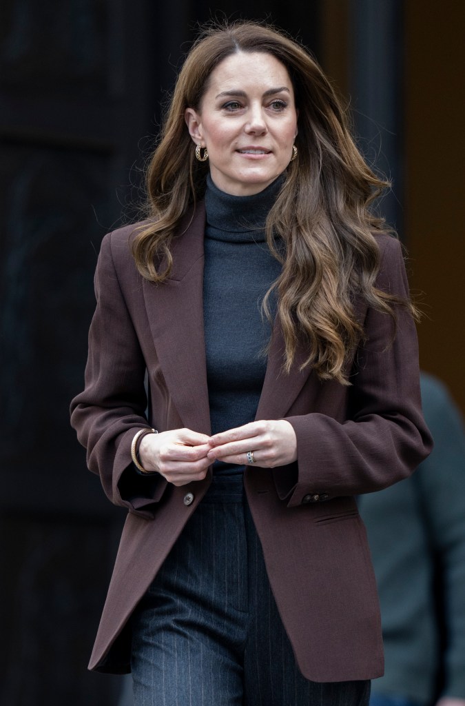 Kensington Palace clarifies Kate Middleton’s stance on releasing outfit details in rare statement