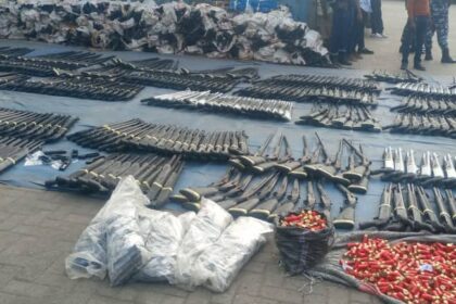 [PHOTOS] BREAKING: Customs intercepts cache of smuggled arms, ammunition