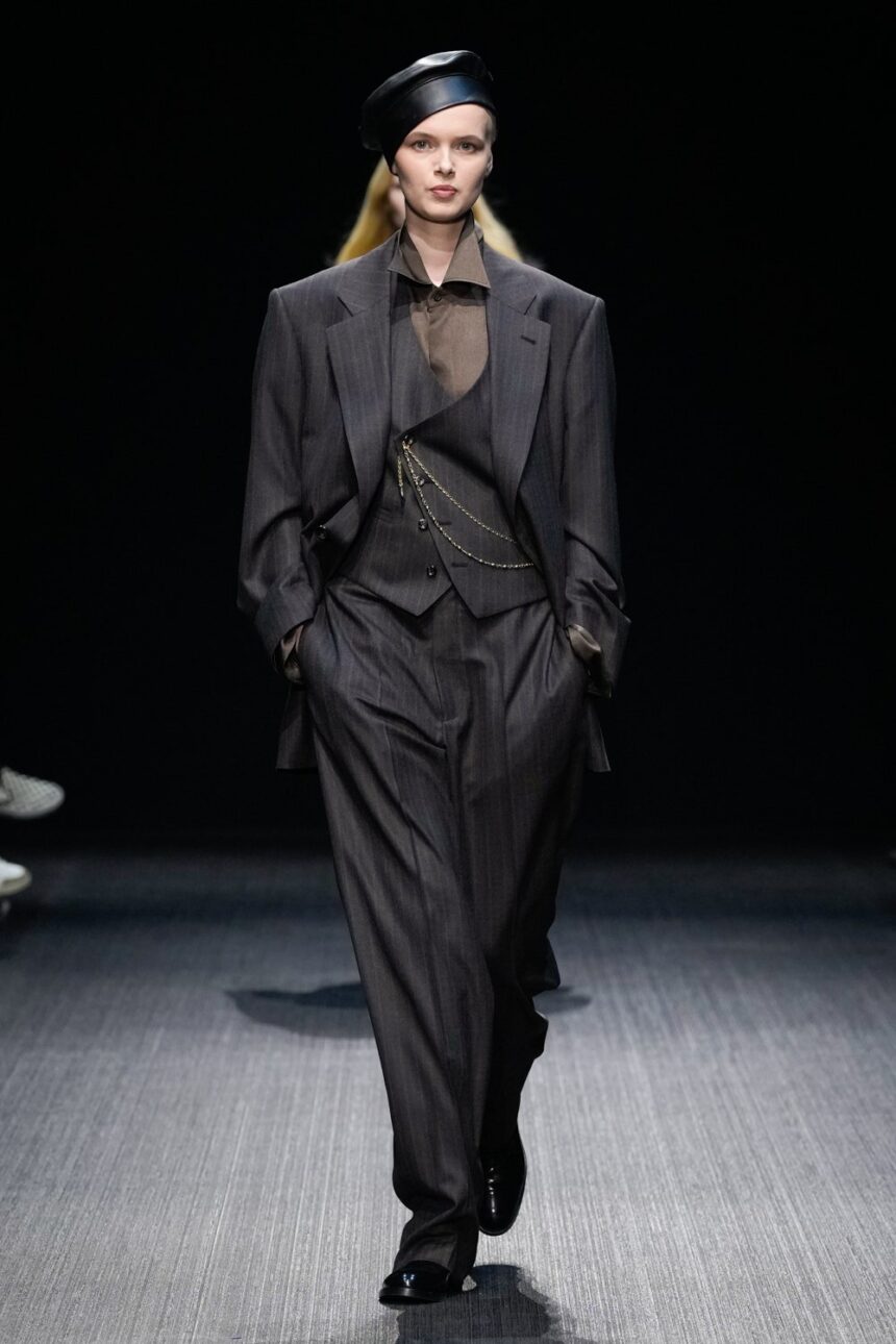 Emporio Armani Fall 2025 Ready-to-Wear