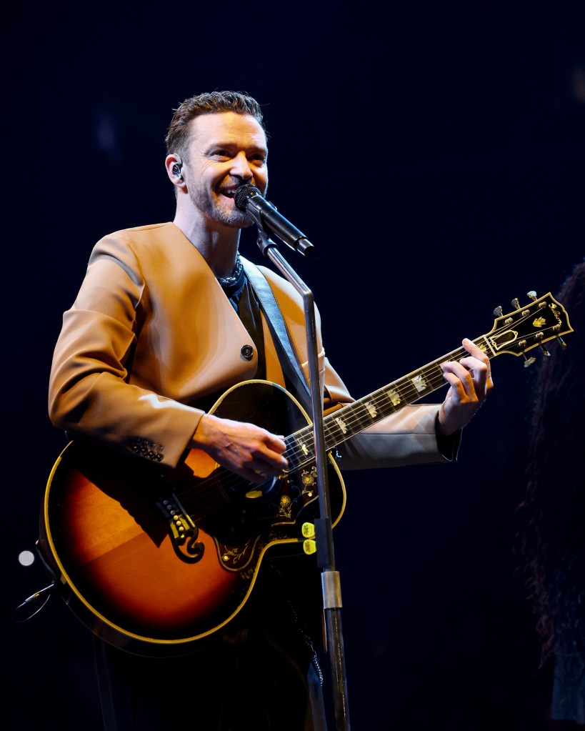 Fans blast Justin Timberlake after he cancels final concert of US tour minutes before showtime