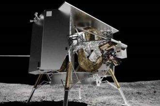 Private US spaceship lands on Moon