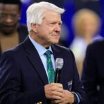 Hall of Famer Johnson retires from Fox Sports