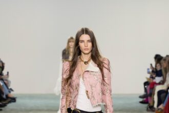 Chloé Fall 2025 Ready-to-Wear