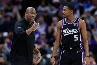 ‘I’m not going to play for another coach’: De’Aaron Fox’s time with the Kings ended with Mike Brown’s