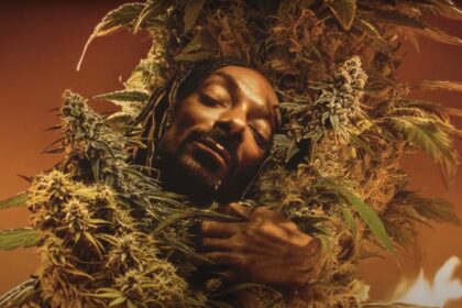 Snoop Dogg Drops ‘Last Dance With Mary Jane’ Video on 4/20