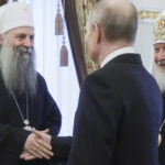 &quot;OBOJENA REVOLUCIJA MORA BITI POBEĐENA&quot; Prenosimo kompletan razgovor patrijarha Porfirija i Putina, potvrdili da Vučić dolazi u Moskvu