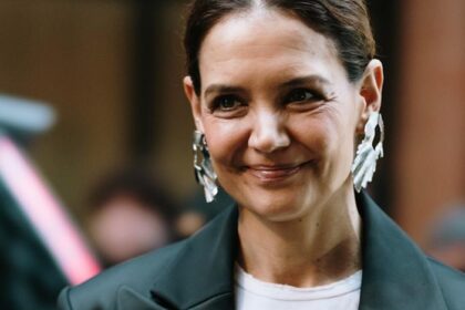 Zara lanza una camiseta por el Día de la Madre que puedes comprar por 9 euros y está agotándose
