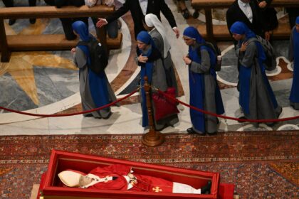 Thousands more queue to see Pope Francis on second day of lying in state