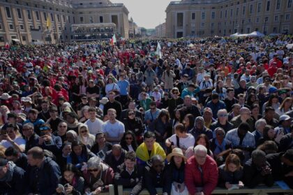 Hundreds of thousands say final farewell to Pope Francis in Rome