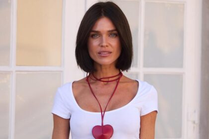 Collares de colores, el único accesorio que necesitas para marcar la diferencia en tus estilismos de la temporada