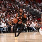 Cavs cap off historic sweep with 55-point win