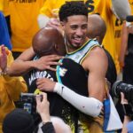 Haliburton’s dad to stay away from Pacers games