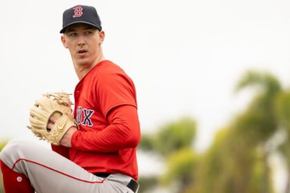 Buehler lands on IL due to shoulder inflammation