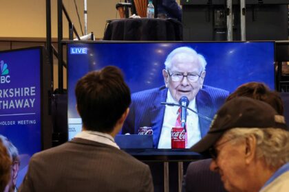 Warren Buffett to retire as Berkshire Hathaway CEO at end of 2025