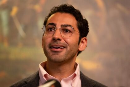Student protester Mohsen Mahdawi unveils legal defence fund for immigrants