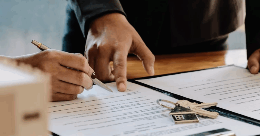 Man Shares How His Father Dǝalt With An Agent Trying To Ext0rt A Young Couple