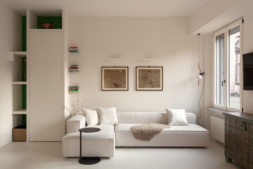 Si necesitas ideas para decorar, echa un vistazo al estiloso, minimalista y confortable piso de 70 m2 de un médico amante del diseño