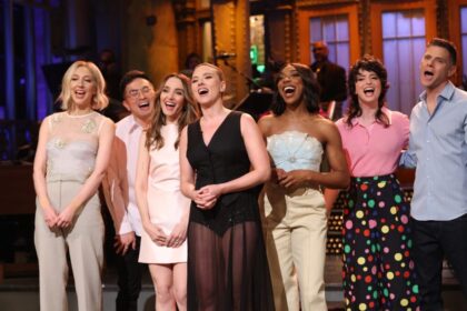 Scarlett Johansson Opens ‘SNL’ Season 50 Finale With Billy Joel-Inspired Musical Monologue: Watch