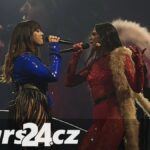 Hudební senzace v O2 areně: Dua Lipa a Ewa Farna dojaly fanoušky společným vystoupením