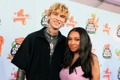 MGK strahlt bei Kids’ Choice Awards mit Tochter Casie