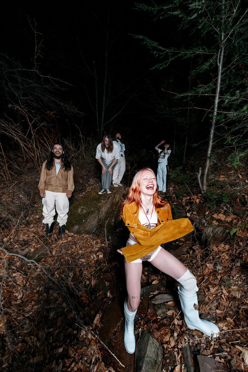 Wet Leg Share Video for New Song “Davina McCall”: Watch