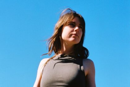 アンジー・マクマホン、10月に単独来日公演が決定
