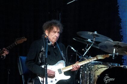 Bob Dylan Announces Art Book Point Blank (Quick Studies)