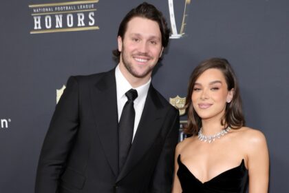 Hailee Steinfeld Marries Bills QB Josh Allen in Southern California Wedding