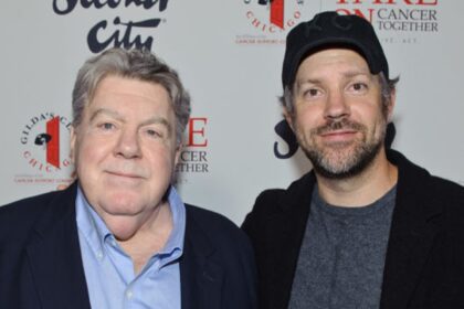 Jason Sudeikis Pays Tribute to His Late Uncle, Cheers Star George Wend