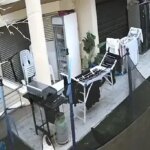 תיעוד רגע הפגיעה הישירה של הטיל האיראני בבית בראשל”צ