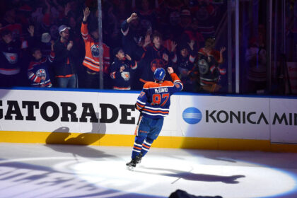 Connor McDavid’s future in Edmonton: no decision yet, according to people close to him