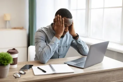 How to look busy at work when you’re secretly applying for another job