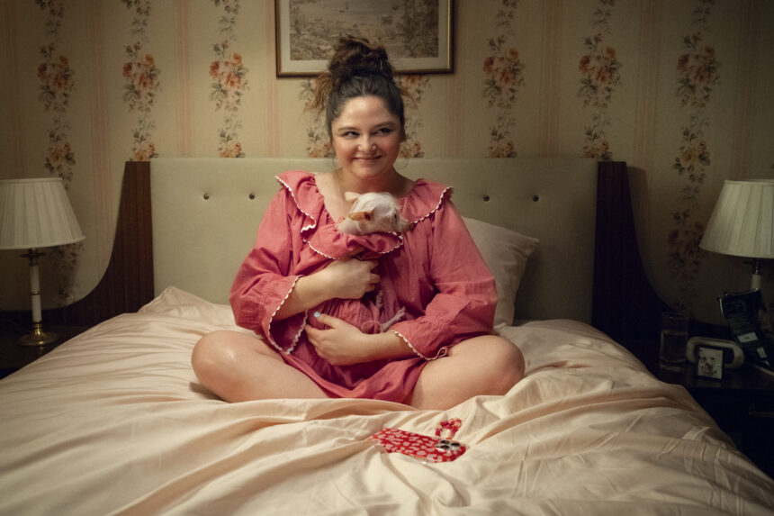 ‘Too Much’ Star Megan Stalter on Why Healthy Relationships Can Be ‘Triggering’ and How Lena Dunham Directed Intimate Scenes: ‘”Girls” Was About Sex, and This Show’s About Being in Love’