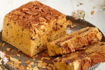 3 ideas de bizcochos saludables con harina de almendra que te van a encantar