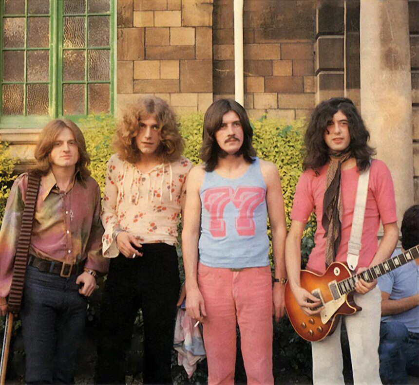 Robert Plant Penned This Led Zeppelin Deep Cut To Out-Do Young Punks