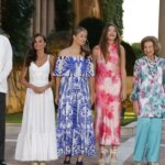 Noticias del corazón: de la recepción de los reyes Felipe y Letizia en Marivent a las vacaciones de Patricia Pardo y Christian Gálvez