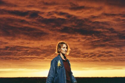 Joan Shelley Announces New Album Real Warmth, Shares New Song “Everybody”: Listen