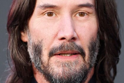 Keanu Reeves: “Mientras pueda seguir pagando mis facturas, prefiero no pensar en el dinero, la fama o el éxito”
