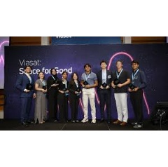 Enrique Gomez Jackson Wins Education Grant for ‘Earthlive’, a Smart Bracelet to Help Locate, Identify, and Save Lives During Natural Disasters