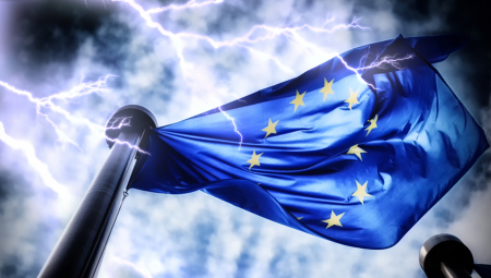 EVROPO, AMERIKA TI SPREMA PAKLENI UDARAC! Stigla je šok vest, ovo je košmar za EU