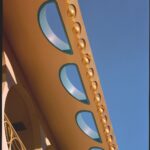 La última obra de Frank Lloyd Wright está llena de color, polémica y ciencia ficción: bienvenidos a Marin County Civic Centre